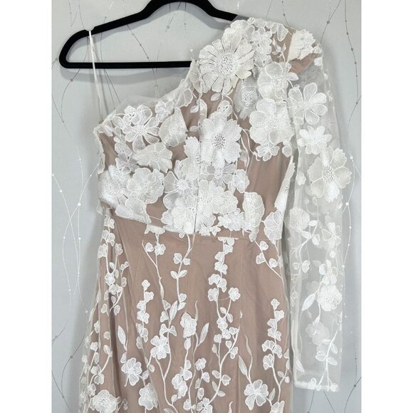 NWT ELLIATT Ellery 3D Flower Gown in Ivory & Nude $846 - Picture 10 of 16